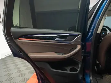 BMW X3 320i Laser  camere 360  scaune ventilate