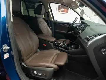 BMW X3 320i Laser  camere 360  scaune ventilate