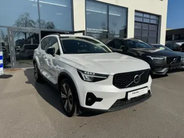 VOLVO XC40 Plus Dark Plug-In Hybrid T5 EU6d StandHZG N