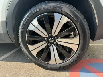 VOLVO XC40 Plus Dark Plug-In Hybrid T5 EU6d StandHZG N