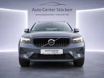 VOLVO XC40 Core Recharge Plug-In HybridLederAHK KAMERA