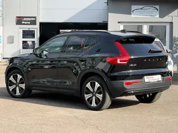 VOLVO XC40 Ultimate Dark Recharge MEGA-VOLL Neuwertig!