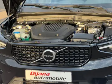 VOLVO XC40 Ultimate Dark Recharge MEGA-VOLL Neuwertig!