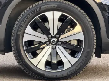 VOLVO XC40 Ultimate Dark Recharge MEGA-VOLL Neuwertig!