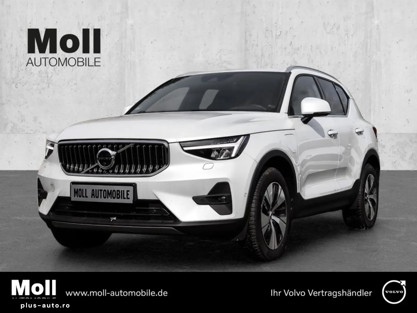 VOLVO XC40 Plus Bright Recharge Plug-In Hybrid 2WD T4