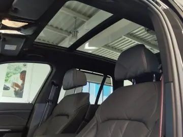 BMW X5 M60i xDrive Standheiz Harman AHK Massage Pano