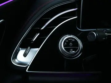 MERCEDES-BENZ E 53 AMG Hybrid 4Matic  Premium DISPLA…