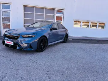 BMW M5 Lim MCarbon Ext. M-Driver  LederKyalamiOrange
