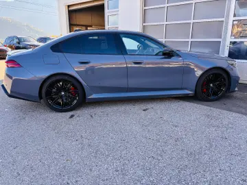 BMW M5 Lim MCarbon Ext. M-Driver  LederKyalamiOrange