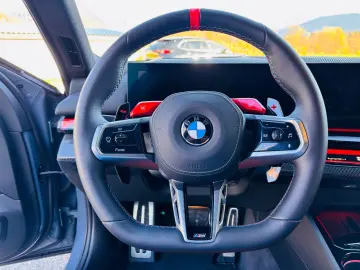 BMW M5 Lim MCarbon Ext. M-Driver  LederKyalamiOrange