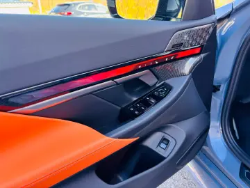BMW M5 Lim MCarbon Ext. M-Driver  LederKyalamiOrange