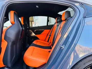 BMW M5 Lim MCarbon Ext. M-Driver  LederKyalamiOrange