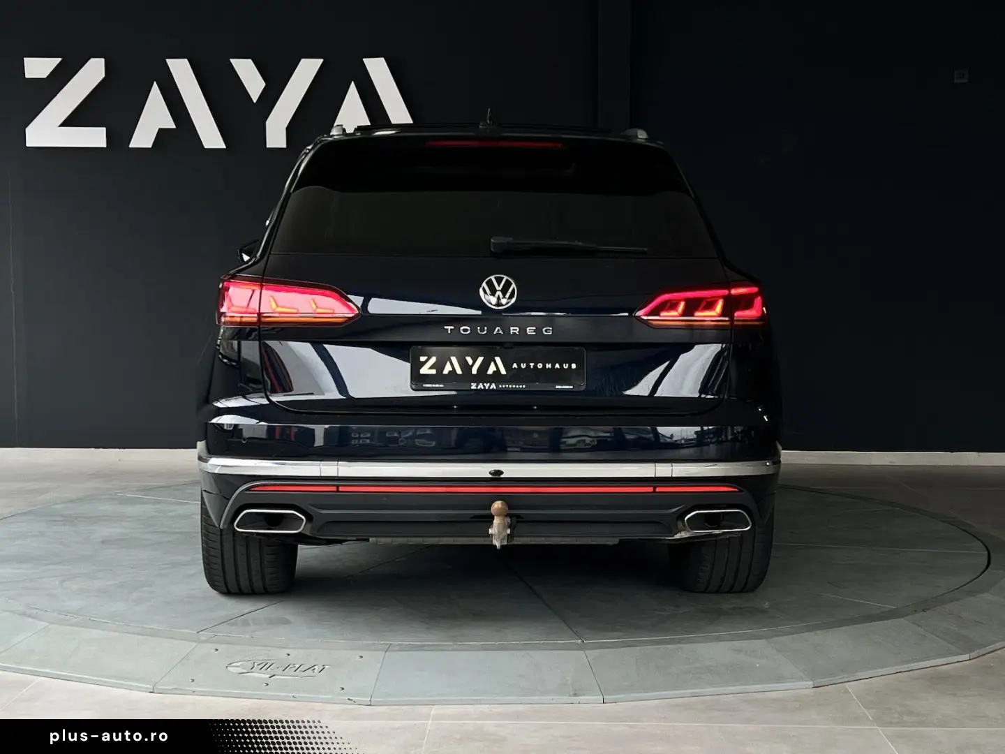 VW Touareg 3.0 TDI Elegance 4M PANO LUFT webasto