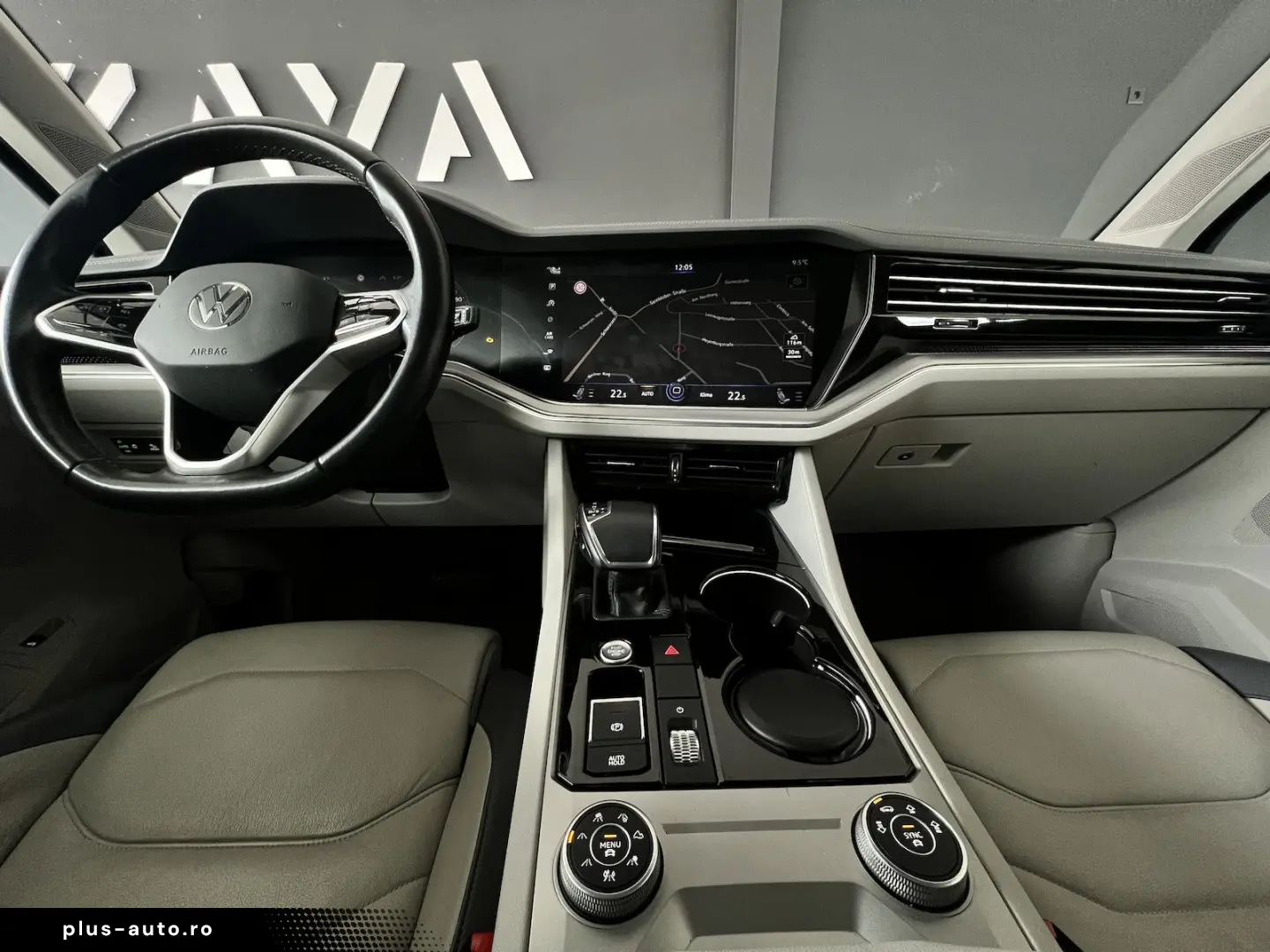 VW Touareg 3.0 TDI Elegance 4M PANO LUFT webasto