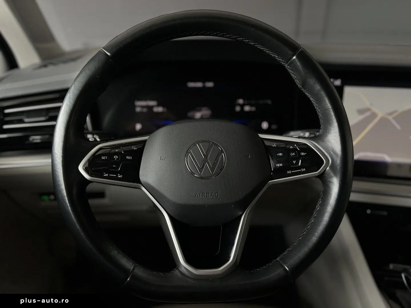 VW Touareg 3.0 TDI Elegance 4M PANO LUFT webasto