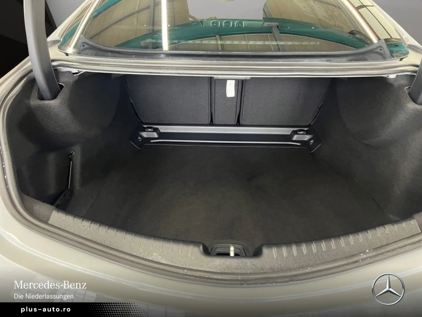 MERCEDES-BENZ CLE 200 Cp AMG Premium  20  Pano HUD N&hellip;