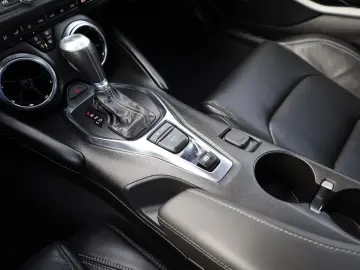 CHEVROLET Camaro 3.6 V6 2LT SHZ SBL BOSÉ WIFI KAMERA R20