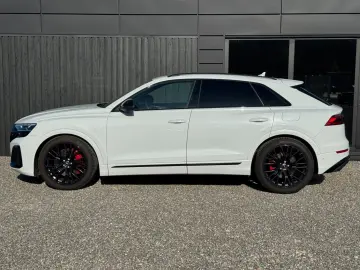 AUDI Q8 60 TFSI e Quattro