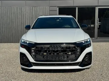 AUDI Q8 60 TFSI e Quattro