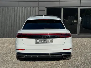AUDI Q8 60 TFSI e Quattro