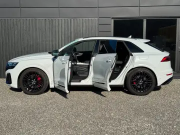 AUDI Q8 60 TFSI e Quattro