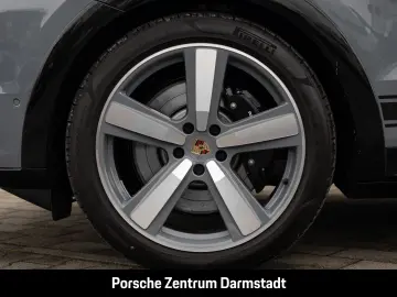PORSCHE Cayenne GTS Coupe Burmester HA-Lenkung InnoDrive