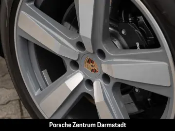 PORSCHE Cayenne GTS Coupe Burmester HA-Lenkung InnoDrive