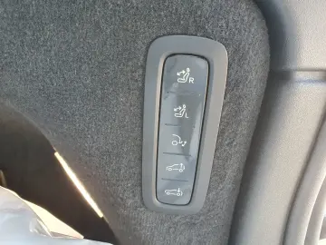 VOLVO EX90 Twin Motor AWD Ultra 7-Sitzer 111kWh  Klima