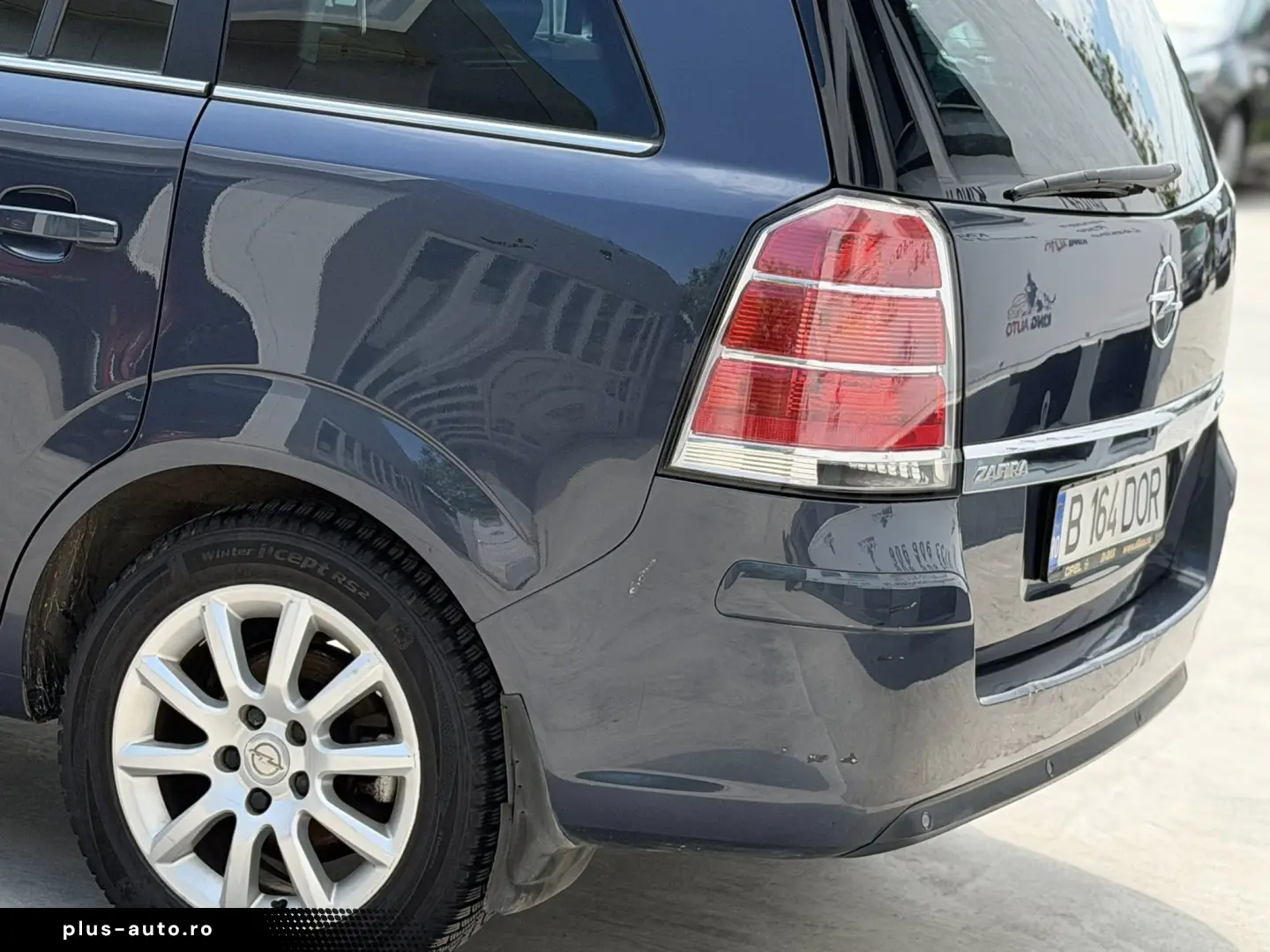 OPEL ZAFIRA