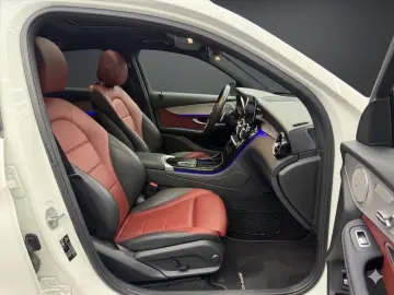 MERCEDES-BENZ GLC 200 d 4MATIC Coupé Amg Line Schiebedach