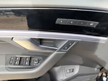 VW Touareg TDI 4M R-LINE LUFT LM21 ASSIST  DYNAUDIO