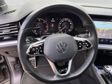 VW Touareg TDI 4M R-LINE LUFT LM21 ASSIST  DYNAUDIO