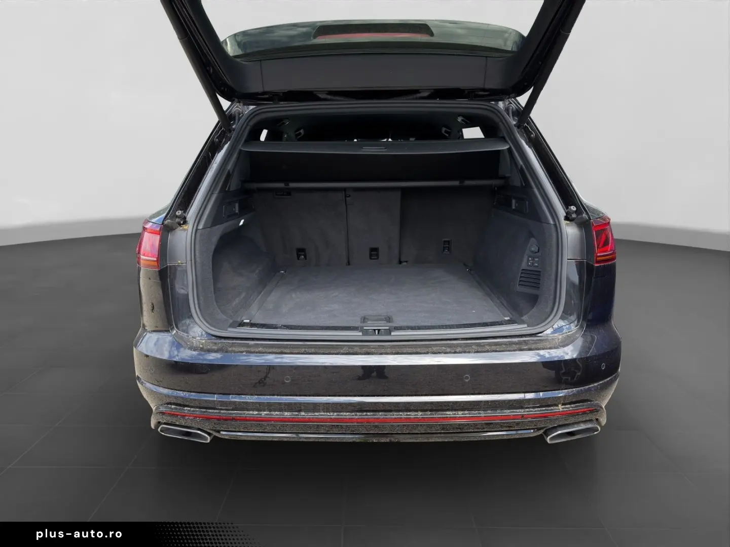 VW Touareg TDI 4M R-LINE LUFT LM21 ASSIST  DYNAUDIO