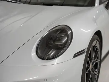 PORSCHE 992 Carrera Cabriolet BOSE Lift-VA Sportabgas
