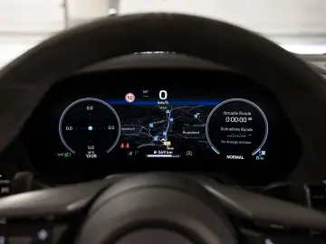 PORSCHE 992 Carrera Cabriolet BOSE Lift-VA Sportabgas