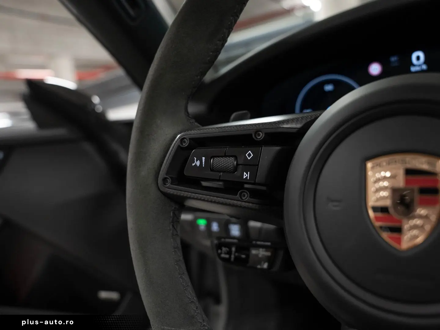 PORSCHE 992 Carrera Cabriolet BOSE Lift-VA Sportabgas