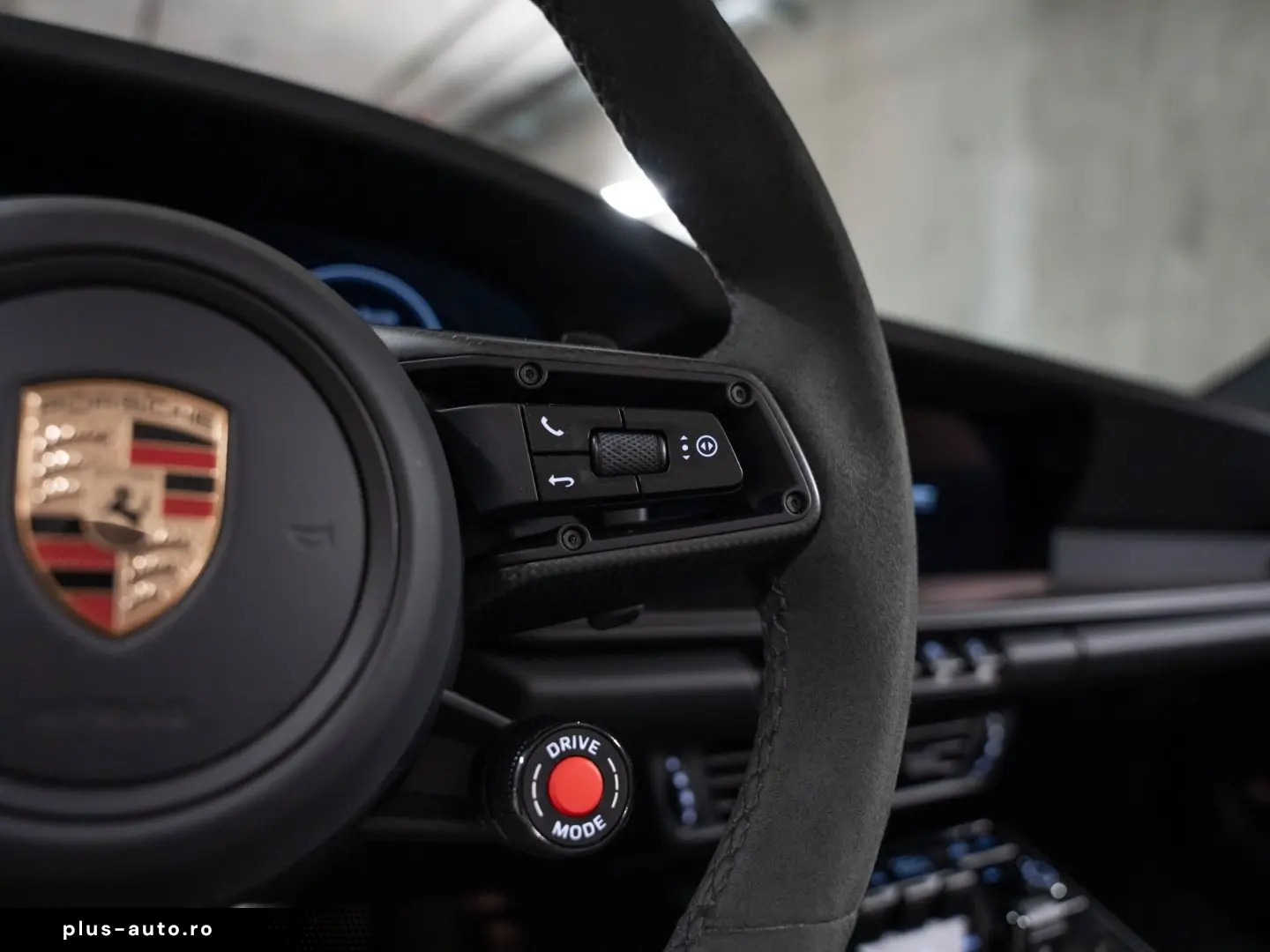 PORSCHE 992 Carrera Cabriolet BOSE Lift-VA Sportabgas