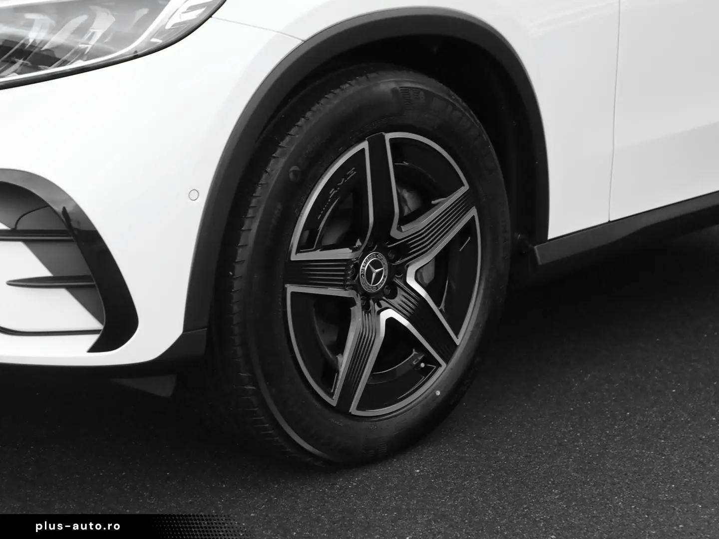 MERCEDES-BENZ GLC 450 d 4M AMG Line Panorama AHK Memory 360