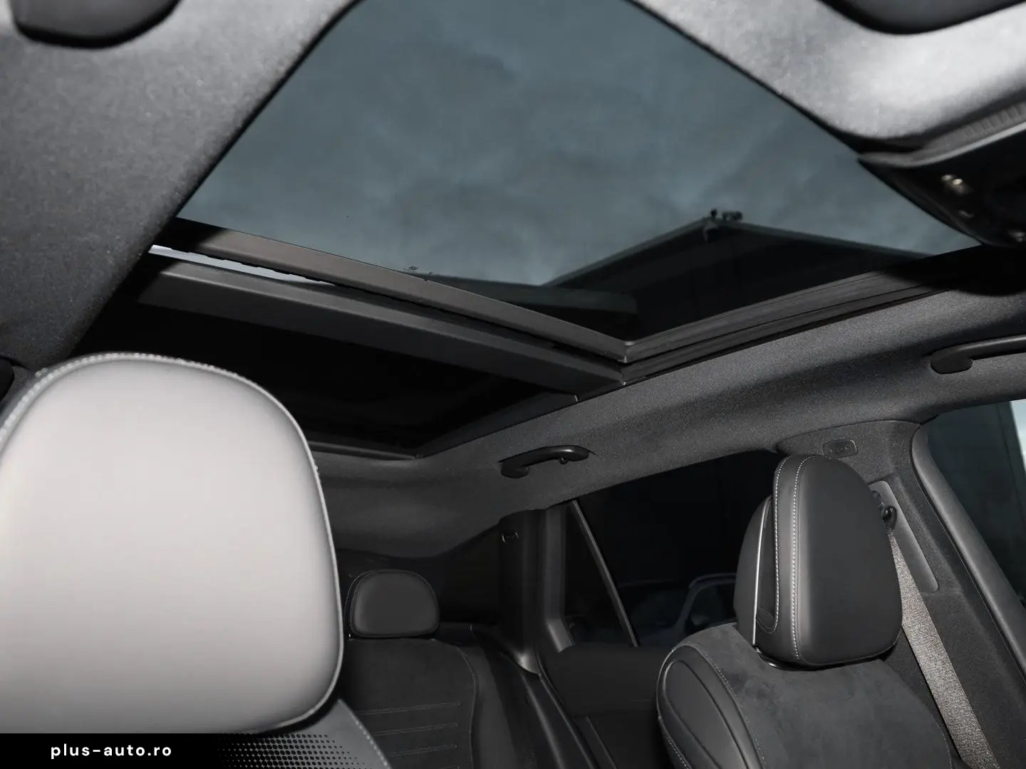 MERCEDES-BENZ GLC 450 d 4M AMG Line Panorama AHK Memory 360