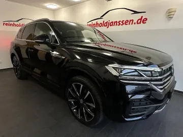 VW Touareg 3.0 TDI 4M R-Line HUD ACC Innovision AHK