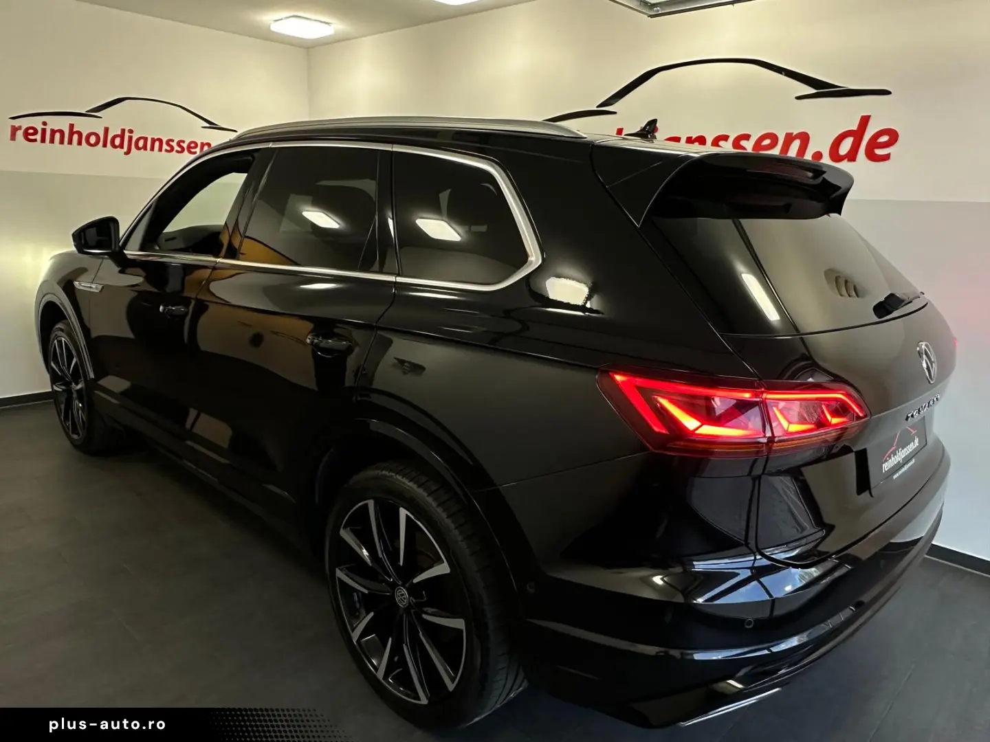 VW Touareg 3.0 TDI 4M R-Line HUD ACC Innovision AHK