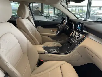 MERCEDES-BENZ GLC 300 de 4M Ditronic AIRBody AHK Bur…