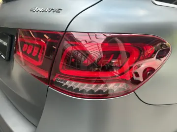 MERCEDES-BENZ GLC 300 de 4M AMG MBUX Ambiente CarPlay KAMERA