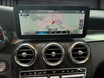 MERCEDES-BENZ GLC 300 de 4M AMG MBUX Ambiente CarPlay KAMERA