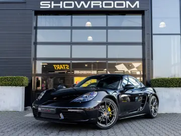 PORSCHE 718 Cayman 2.0 Style Edition  299 PK  PASM  PDLS