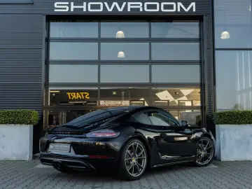 PORSCHE 718 Cayman 2.0 Style Edition  299 PK  PASM  PDLS