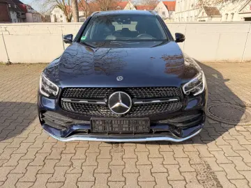 MERCEDES-BENZ GLC 400 d 4M AMG Line Panorama Head-Up Leder