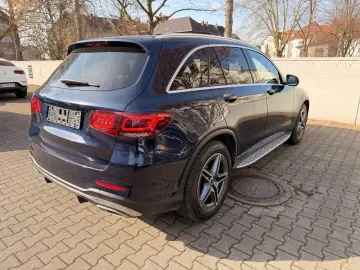 MERCEDES-BENZ GLC 400 d 4M AMG Line Panorama Head-Up Leder