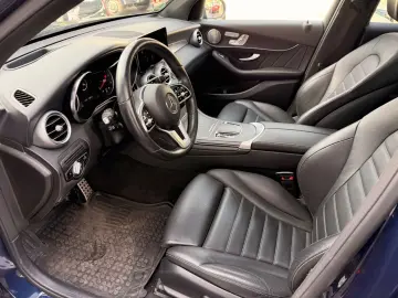 MERCEDES-BENZ GLC 400 d 4M AMG Line Panorama Head-Up Leder