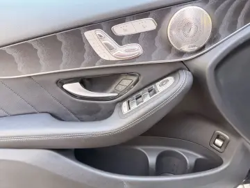 MERCEDES-BENZ GLC 400 d 4M AMG Line Panorama Head-Up Leder